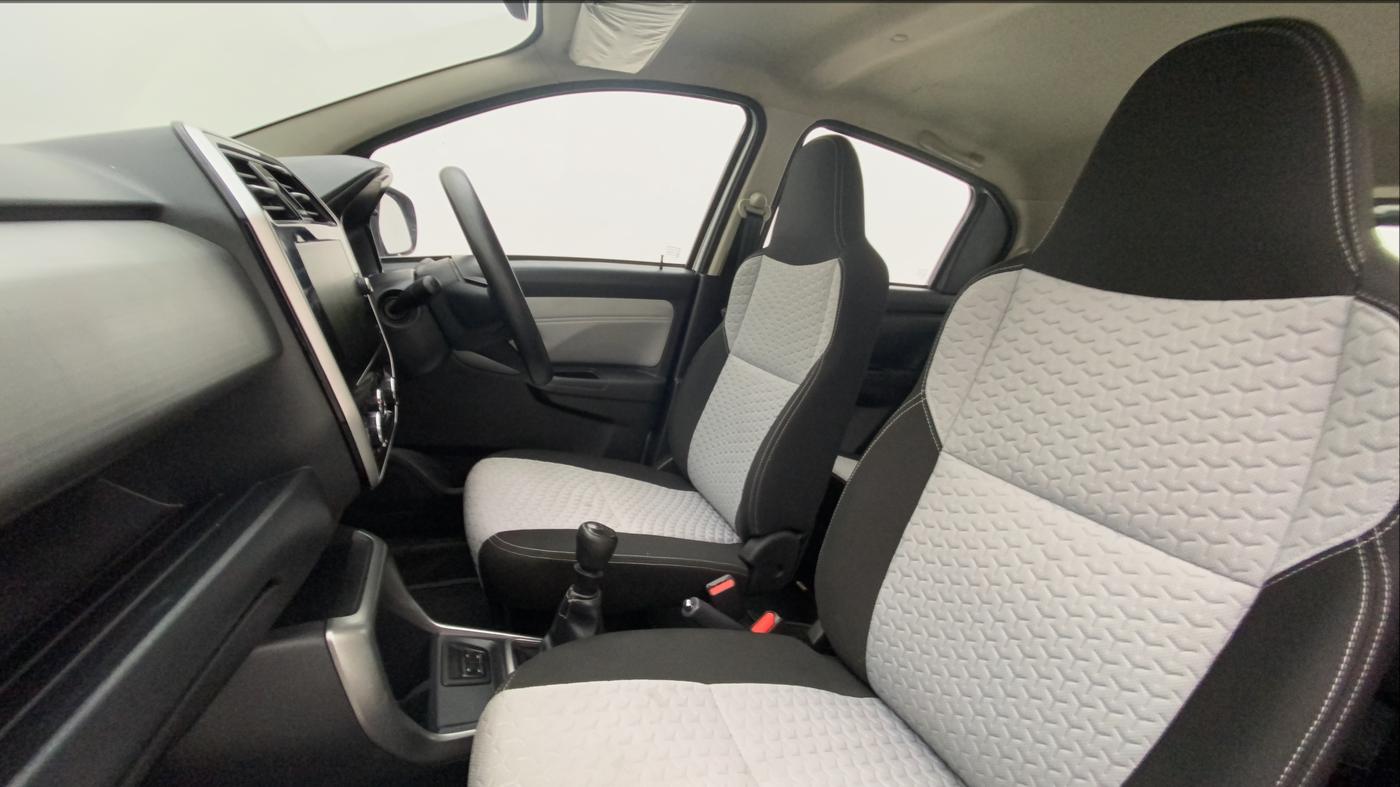 2021 Datsun Redi Go T(O) 1.0, Petrol, Manual, 7,683 km, Right Side Front Door Cabin
