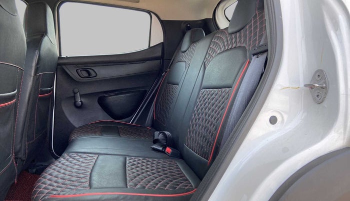 2022 Renault Kwid RXL 0.8 (O), Petrol, Manual, 8,212 km, Right Side Rear Door Cabin