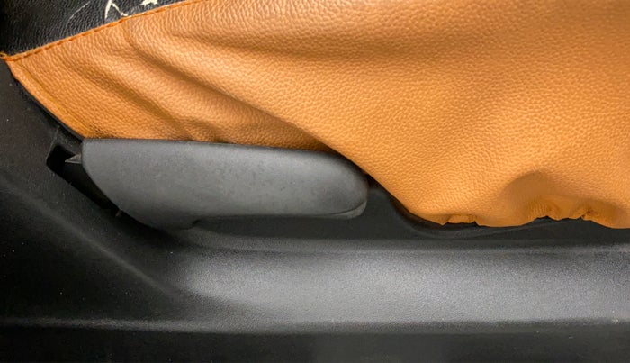 2018 Maruti Vitara Brezza VDI, Diesel, Manual, 38,226 km, Driver Side Adjustment Panel