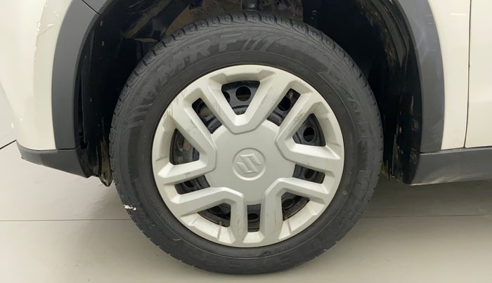 2018 Maruti Vitara Brezza VDI, Diesel, Manual, 38,226 km, Left Front Wheel