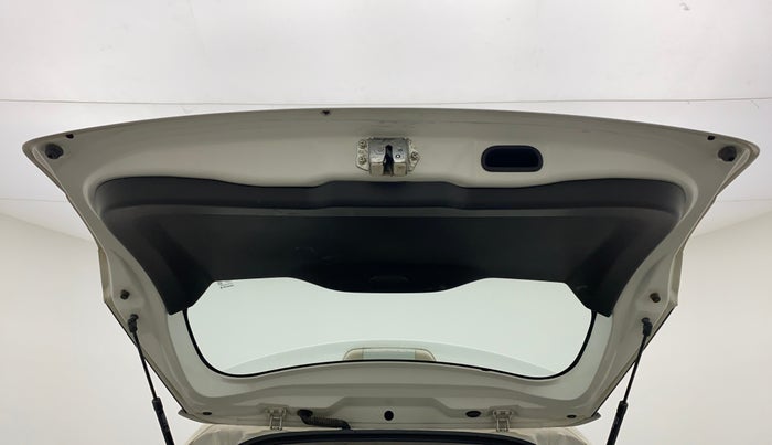 2018 Maruti Vitara Brezza VDI, Diesel, Manual, 38,226 km, Boot Door Open