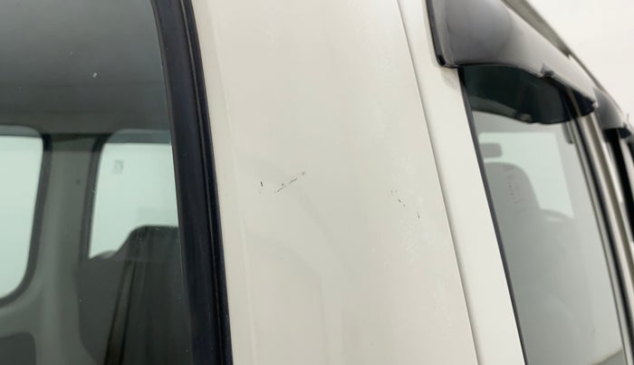 2018 Maruti Eeco 5 STR WITH A/C+HTR, CNG, Manual, 50,180 km, Dicky (Boot door) - Minor scratches