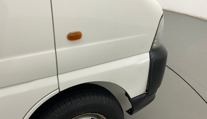 2018 Maruti Eeco 5 STR WITH A/C+HTR, CNG, Manual, 50,180 km, Right fender - Slightly dented