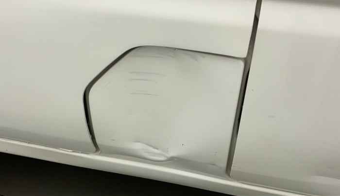 2018 Maruti Eeco 5 STR WITH A/C+HTR, CNG, Manual, 50,180 km, Left B pillar - Minor scratches