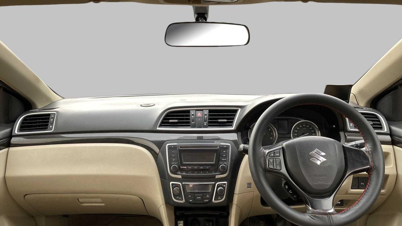 2014 Maruti Ciaz VXI+, Petrol, Manual, 74,102 km, Dashboard