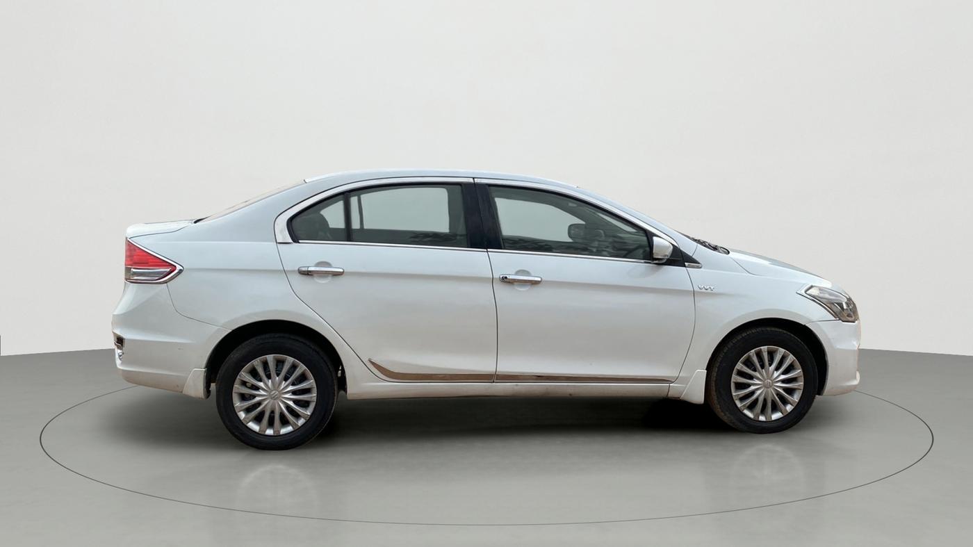 2014 Maruti Ciaz VXI+, Petrol, Manual, 74,102 km, Right Side View
