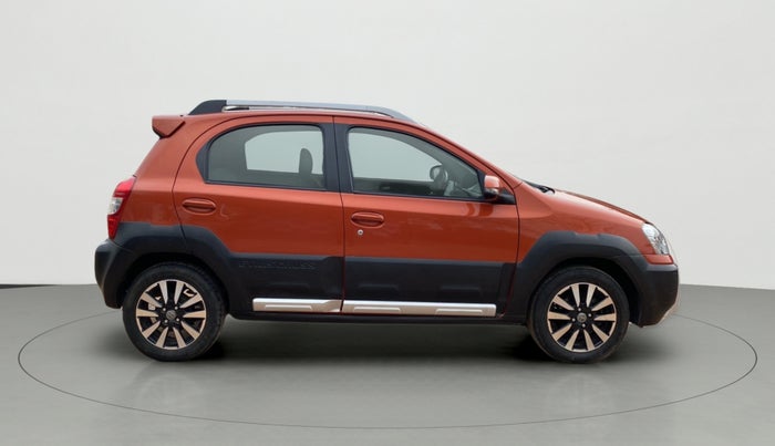 2015 Toyota Etios CROSS 1.2 G, Petrol, Manual, 23,653 km, Right Side View