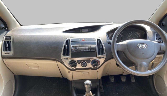 2013 Hyundai i20 MAGNA 1.2, Petrol, Manual, 87,348 km, Dashboard