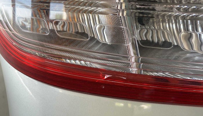 2019 Maruti Dzire VXI, Petrol, Manual, 14,075 km, Left tail light - Minor damage