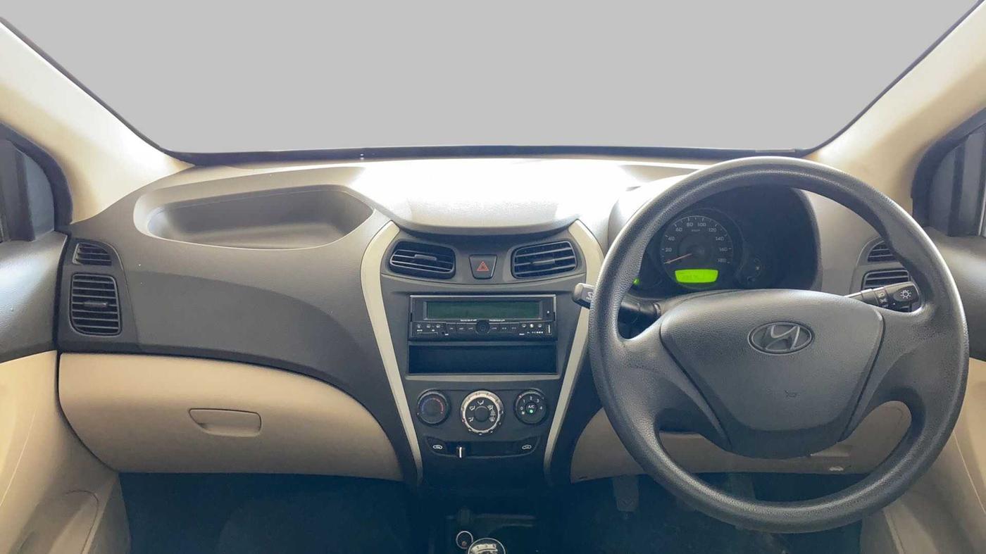 2018 Hyundai Eon ERA +, Petrol, Manual, 29,968 km, Dashboard