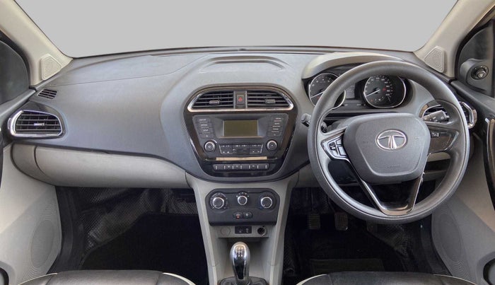 2018 Tata Tiago XZ PETROL, Petrol, Manual, 61,083 km, Dashboard