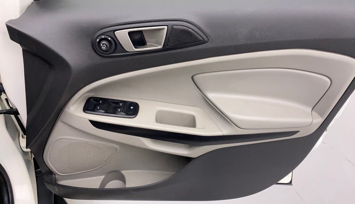 2017 Ford Ecosport 1.5 TREND TI VCT, CNG, Manual, 40,566 km, Driver Side Door Panels Control