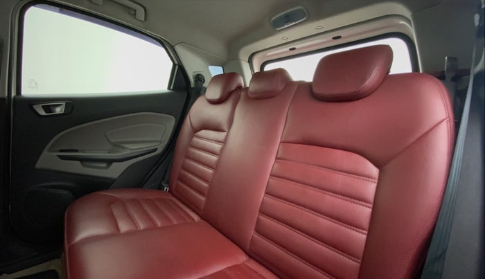 2017 Ford Ecosport 1.5 TREND TI VCT, CNG, Manual, 40,566 km, Right Side Rear Door Cabin