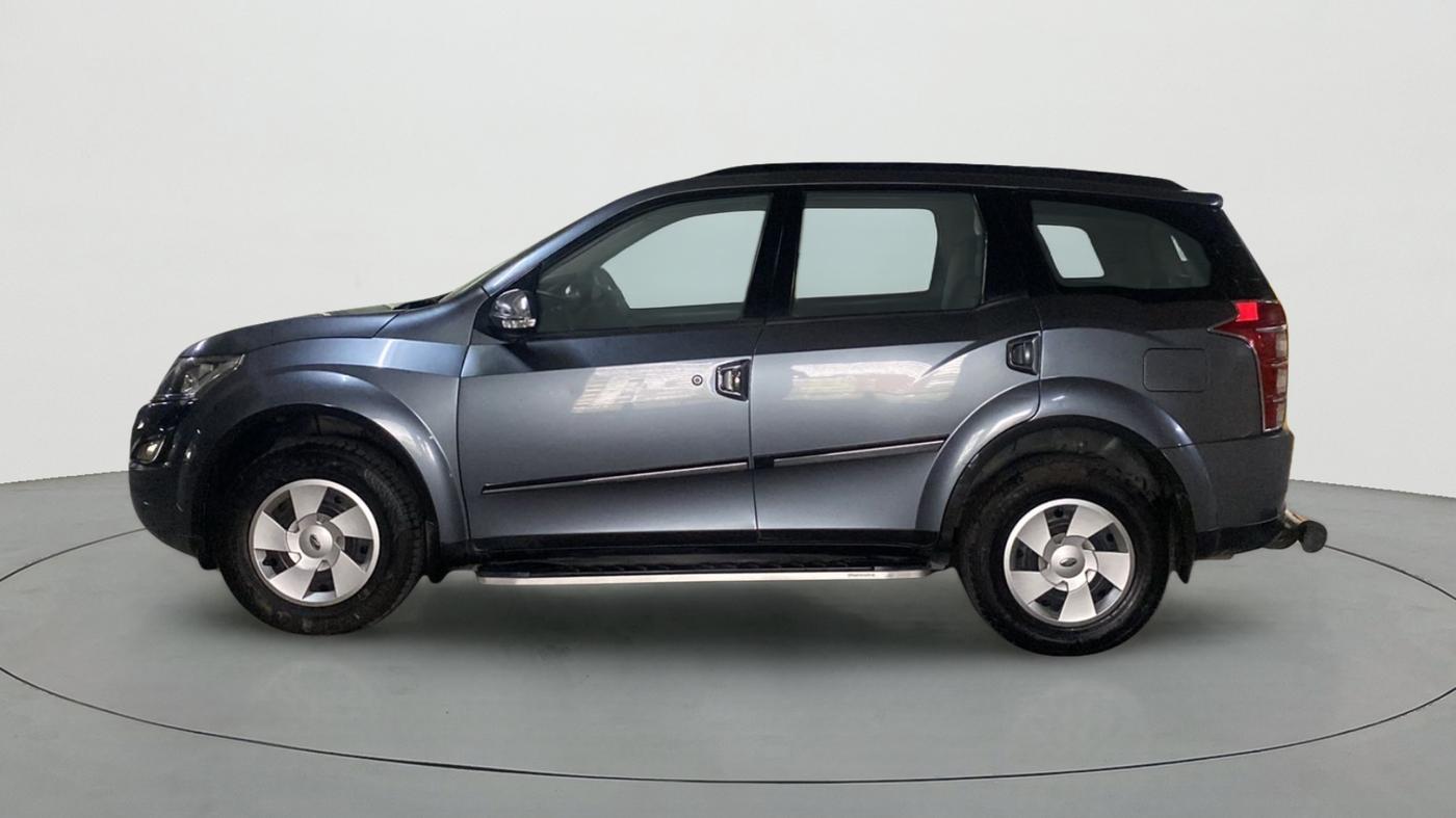 2015 Mahindra XUV500 W6, Diesel, Manual, 97,702 km, Left Side