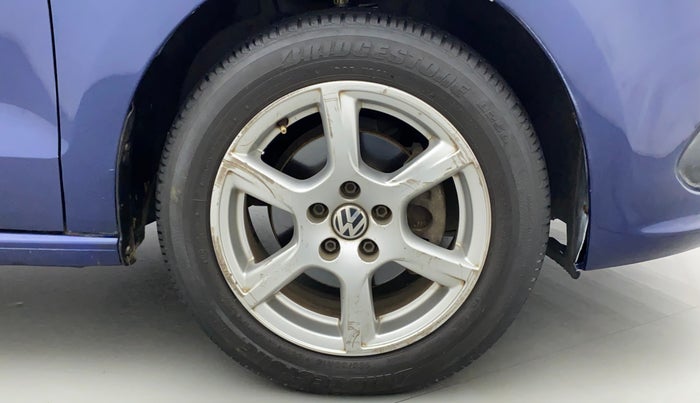 2013 Volkswagen Vento HIGHLINE DIESEL 1.6, Diesel, Manual, 95,631 km, Right Front Wheel