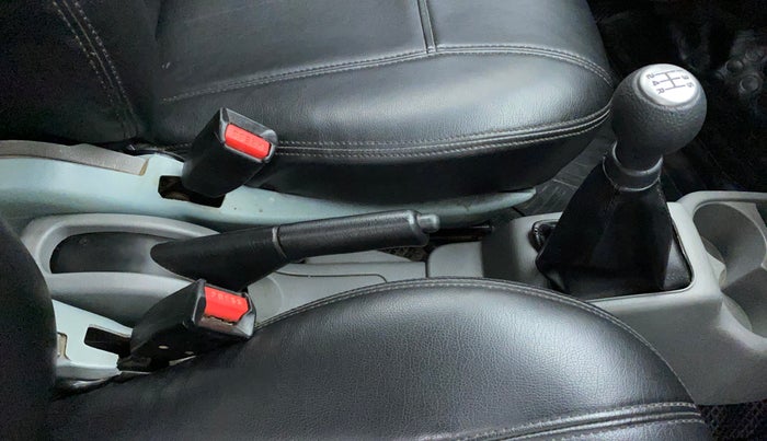 2014 Maruti Alto K10 VXI, Petrol, Manual, 88,918 km, Gear Lever