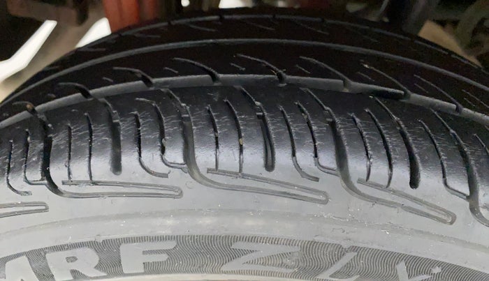 2014 Maruti Alto K10 VXI, Petrol, Manual, 88,918 km, Right Rear Tyre Tread