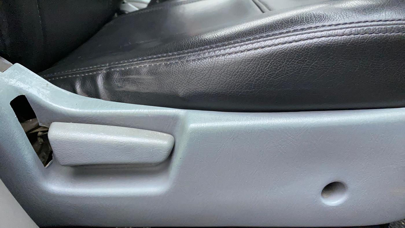 2014 Maruti Alto K10 VXI, Petrol, Manual, 88,918 km, Driver Side Adjustment Panel