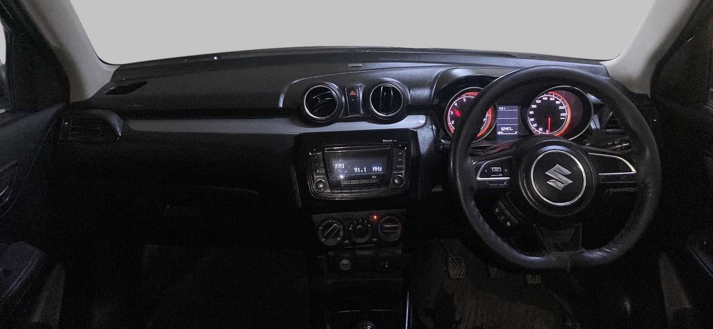 2018 Maruti Swift VXI, Petrol, Manual, 50,479 km, Dashboard