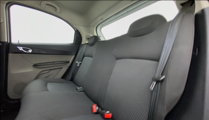 2019 Tata Tiago XZ+ 1.2 Revotron, Petrol, Manual, 36,771 km, Right Side Rear Door Cabin