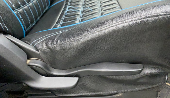 2017 Maruti IGNIS ALPHA 1.2, CNG, Manual, 24,738 km, Driver Side Adjustment Panel