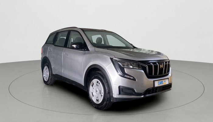 2022 Mahindra XUV700 MX P MT 5 STR, Petrol, Manual, 11,772 km, Right Front Diagonal