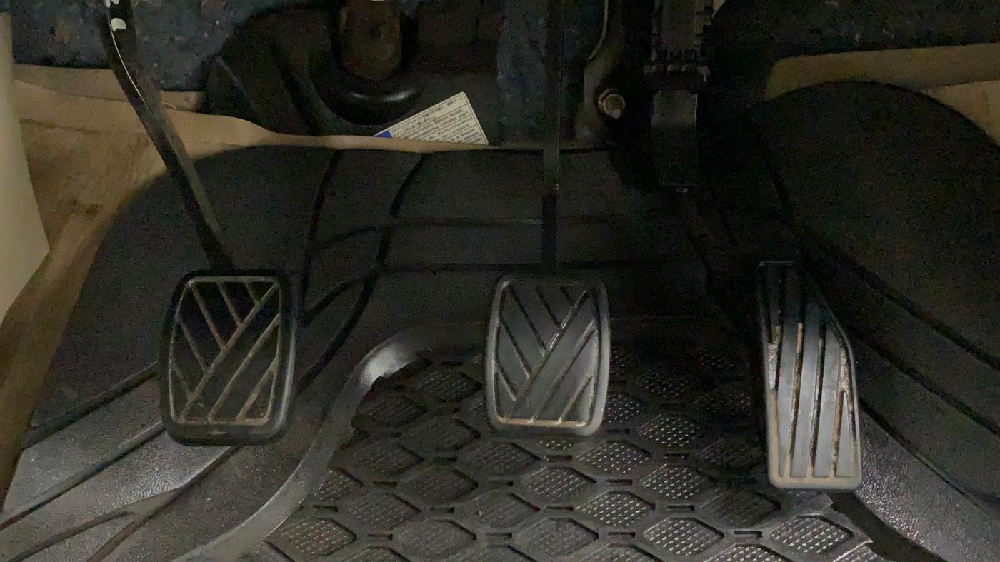 2020 Maruti Dzire VXI, Petrol, Manual, 36,460 km, Pedals