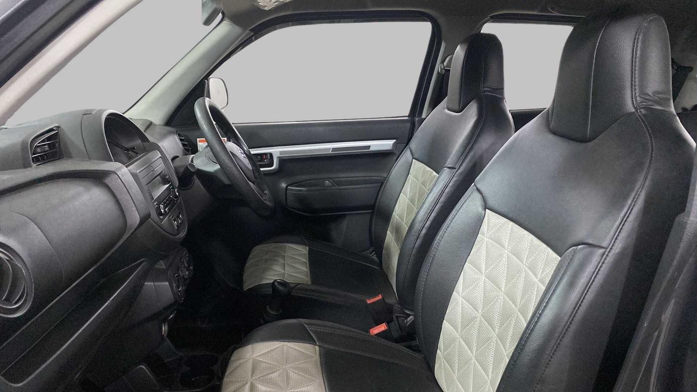 2021 Maruti S PRESSO VXI CNG, CNG, Manual, 19,148 km, Right Side Front Door Cabin