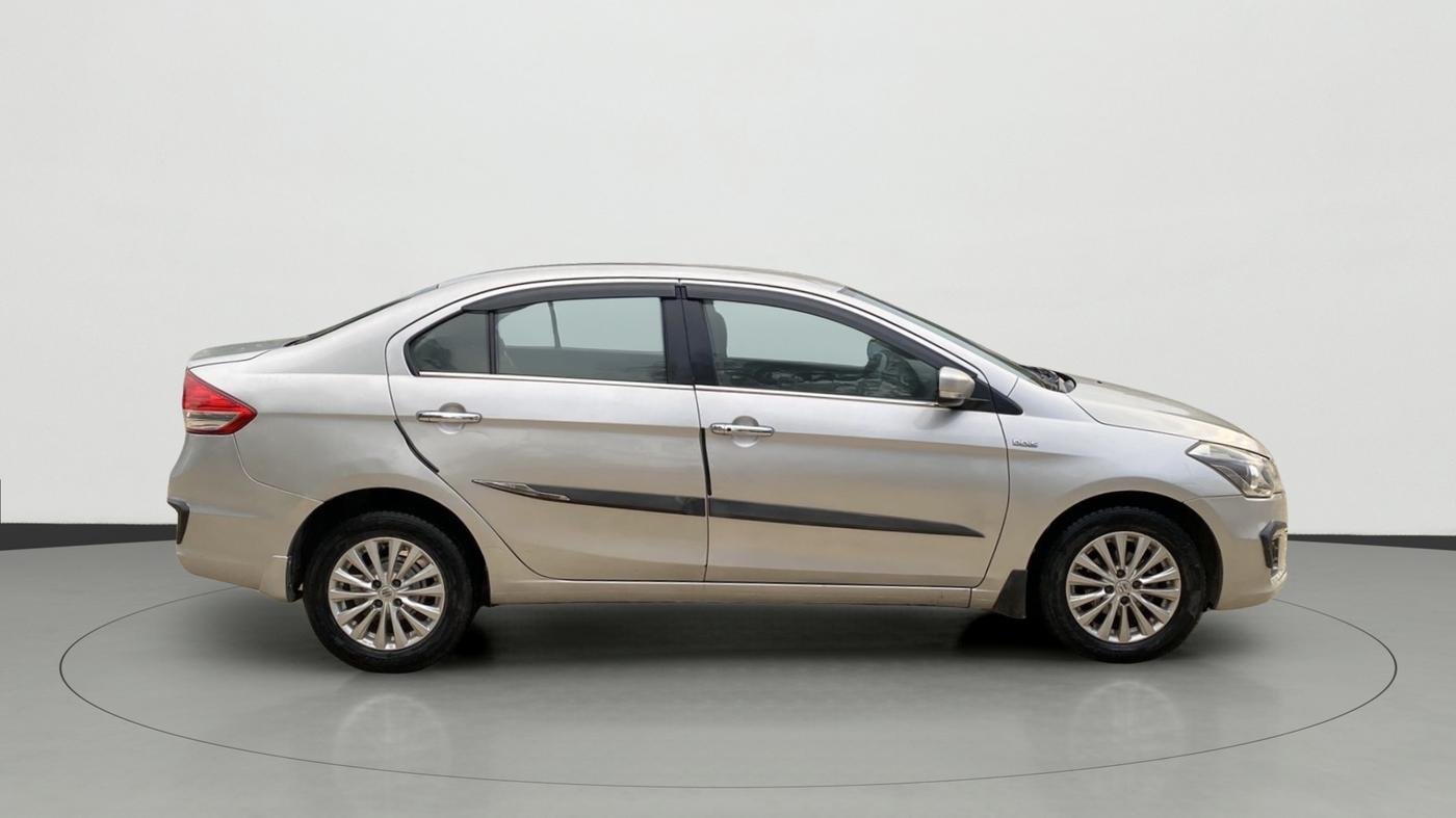2015 Maruti Ciaz ZDI SHVS, Diesel, Manual, 91,882 km, Right Side View