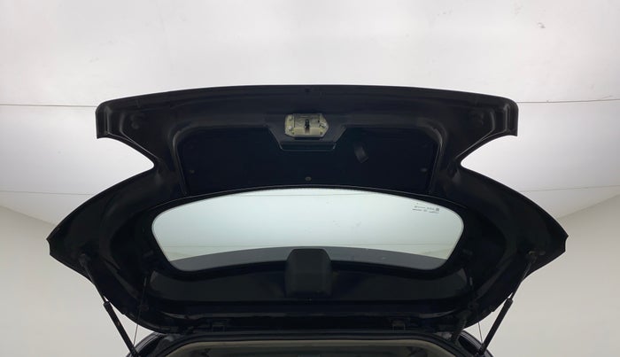 2018 Mahindra KUV 100 NXT K2 6 STR, Petrol, Manual, 51,108 km, Boot Door Open