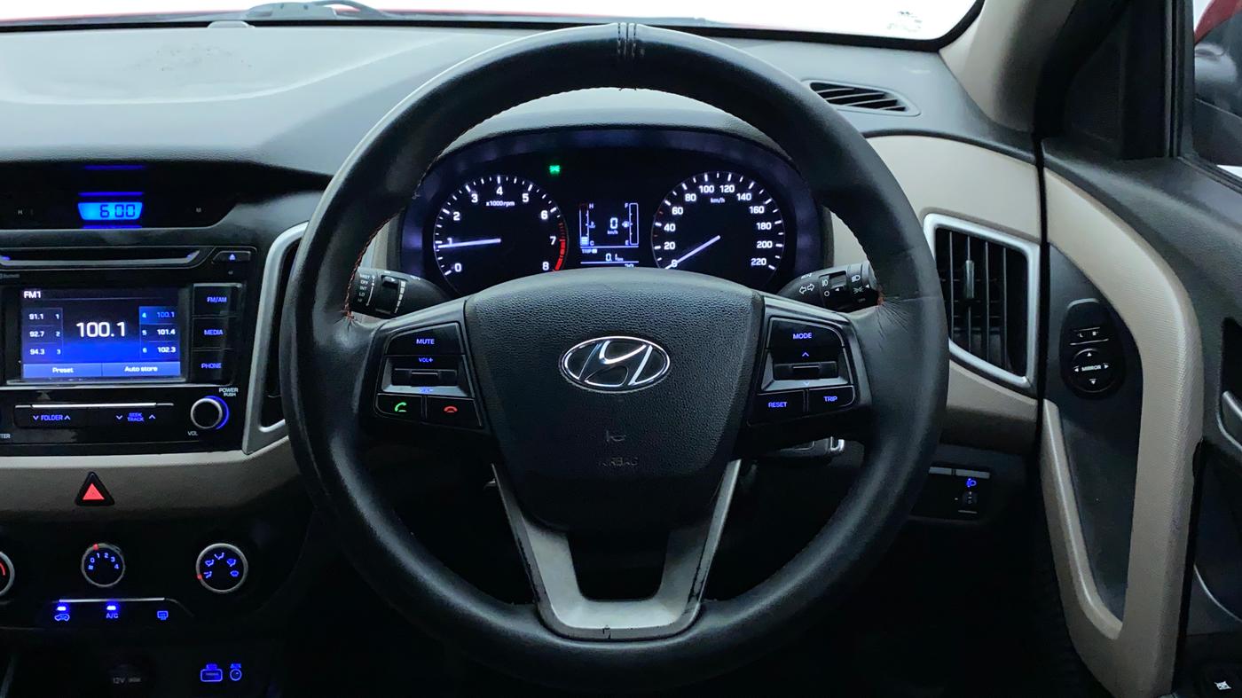 2016 Hyundai Creta S 1.6 PETROL, Petrol, Manual, 50,809 km, Steering Wheel Close Up