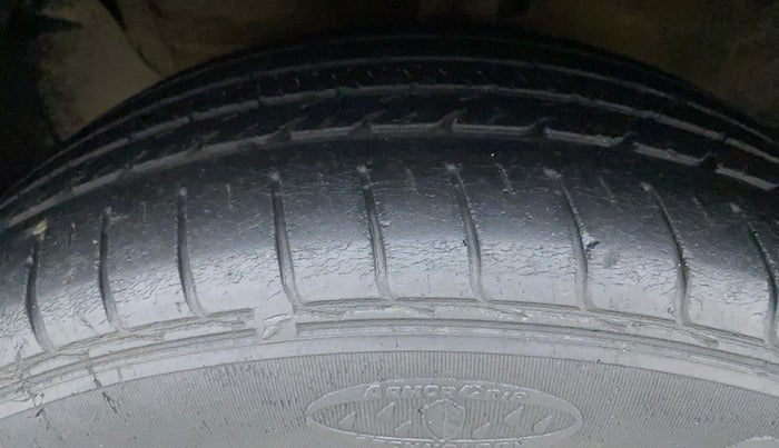 2016 Hyundai Creta S 1.6 PETROL, Petrol, Manual, 50,809 km, Left Front Tyre Tread