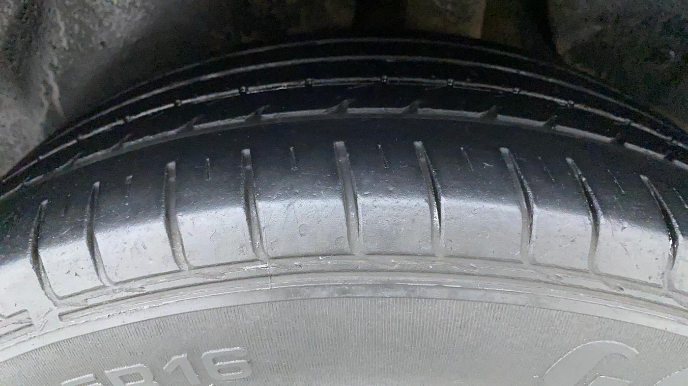 2016 Hyundai Creta S 1.6 PETROL, Petrol, Manual, 50,809 km, Left Rear Tyre Tread