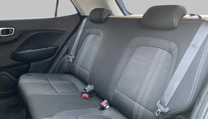 2019 Hyundai VENUE SX PLUS 1.0 TURBO DCT, Petrol, Automatic, 86,626 km, Right Side Rear Door Cabin