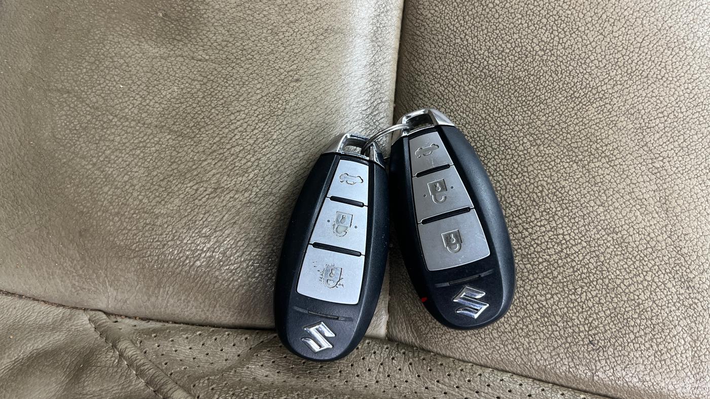 2018 Maruti Ciaz ALPHA 1.5 SHVS PETROL, Petrol, Manual, 70,421 km, Key Close Up