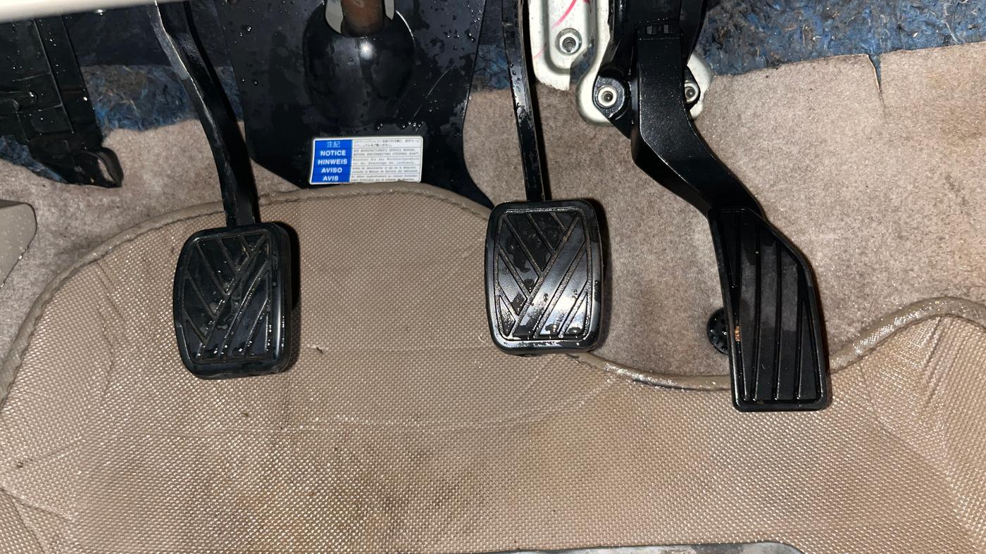 2018 Maruti Ciaz ALPHA 1.5 SHVS PETROL, Petrol, Manual, 70,421 km, Pedals