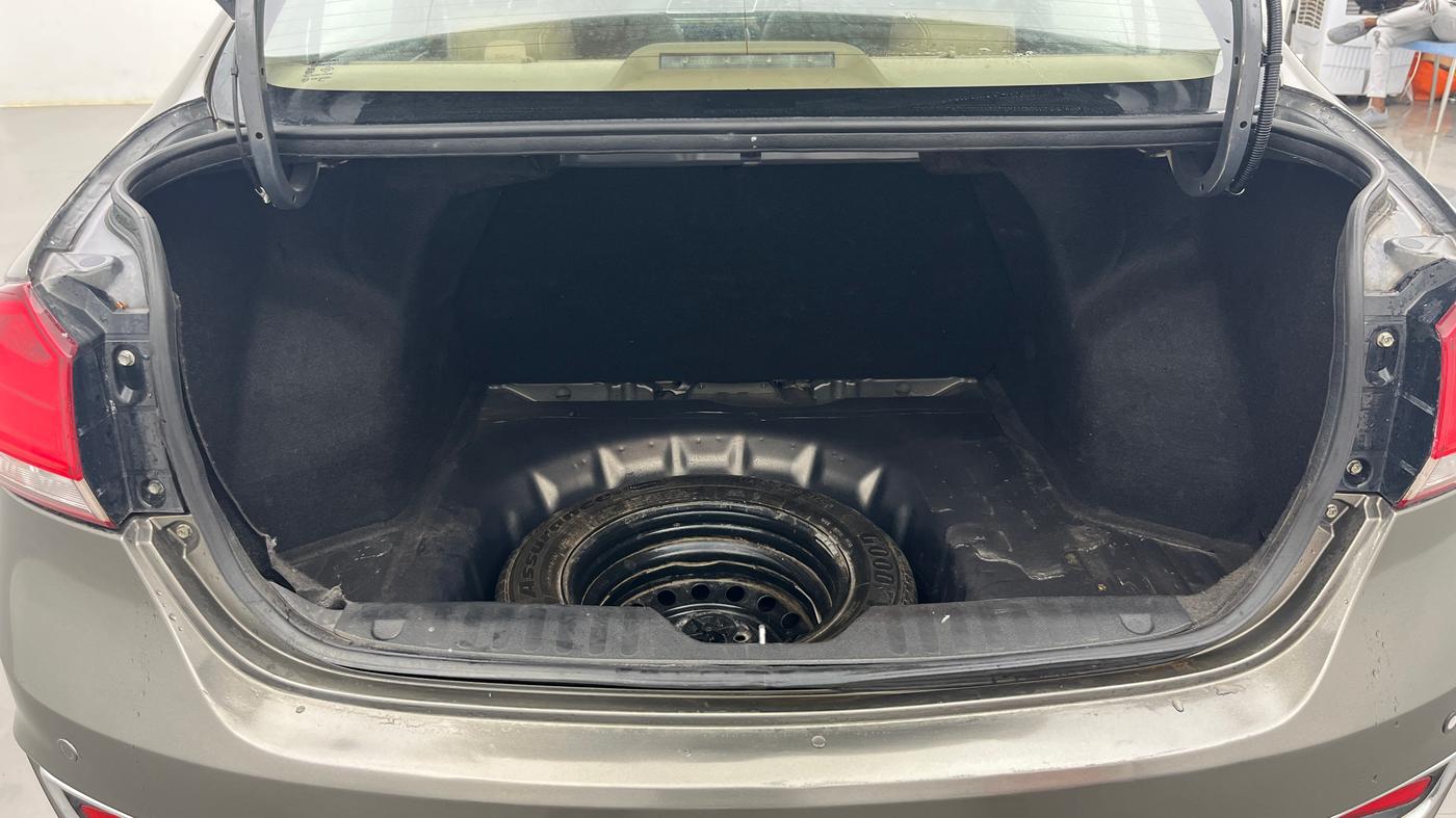2018 Maruti Ciaz ALPHA 1.5 SHVS PETROL, Petrol, Manual, 70,421 km, Boot Inside