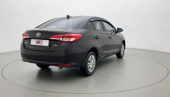 2021 Toyota YARIS J MT, Petrol, Manual, 9,783 km, Right Back Diagonal