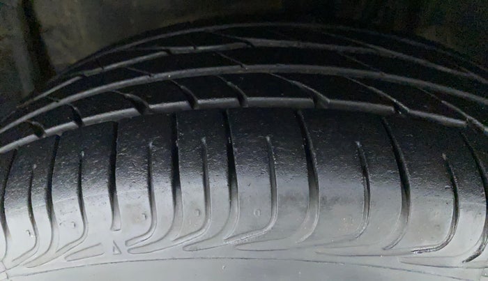 2021 Toyota YARIS J MT, Petrol, Manual, 9,783 km, Left Front Tyre Tread
