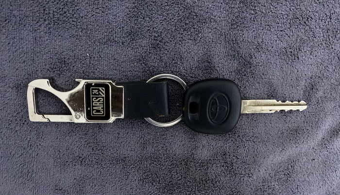 2021 Toyota YARIS J MT, Petrol, Manual, 9,783 km, Key Close Up