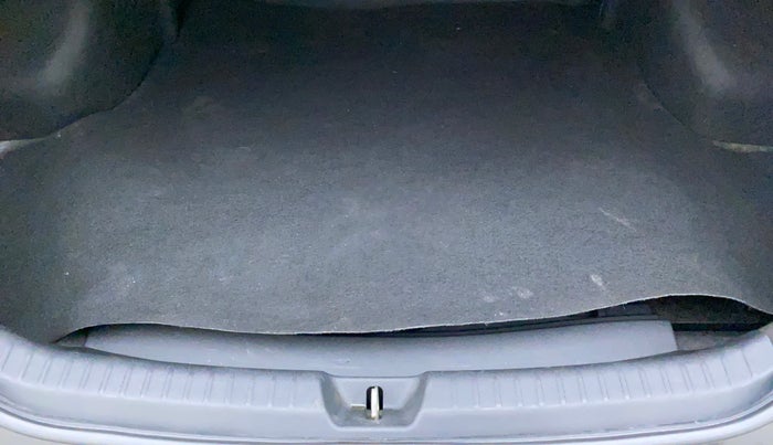 2021 Toyota YARIS J MT, Petrol, Manual, 9,783 km, Boot Inside