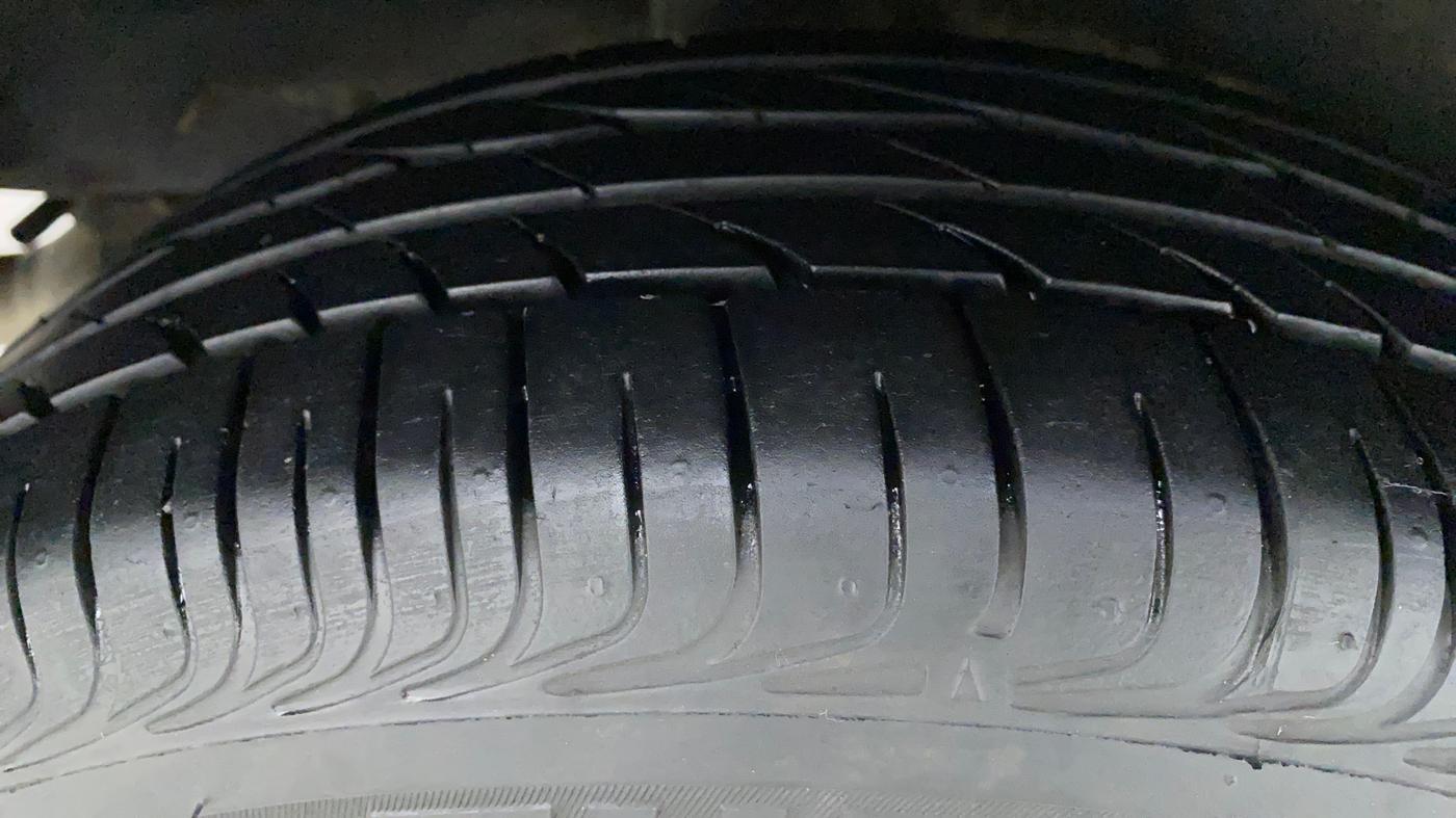2021 Toyota YARIS J MT, Petrol, Manual, 9,783 km, Right Rear Tyre Tread