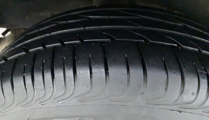 2021 Toyota YARIS J MT, Petrol, Manual, 9,783 km, Right Rear Tyre Tread