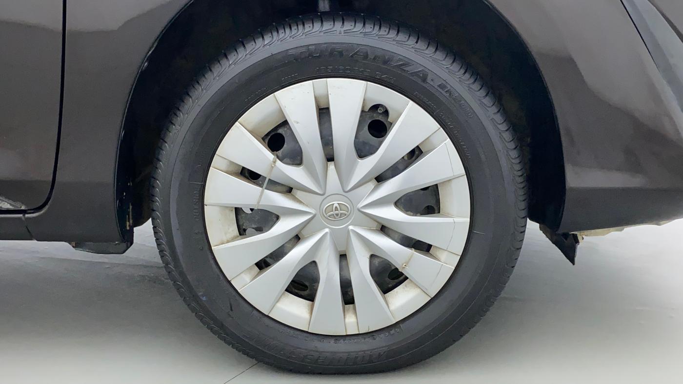 2021 Toyota YARIS J MT, Petrol, Manual, 9,783 km, Right Front Wheel
