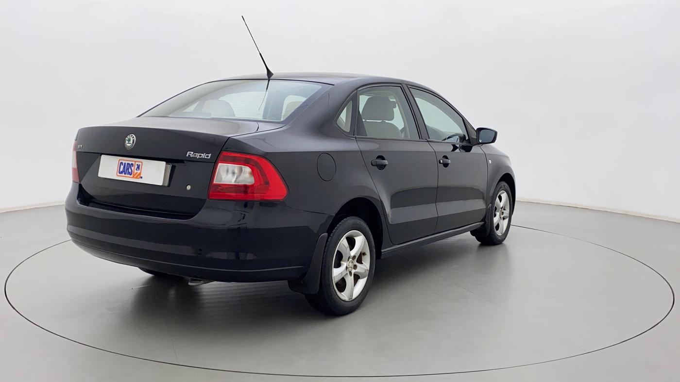 2012 Skoda Rapid ELEGANCE 1.6 MPI MT, Petrol, Manual, 86,695 km, Right Back Diagonal