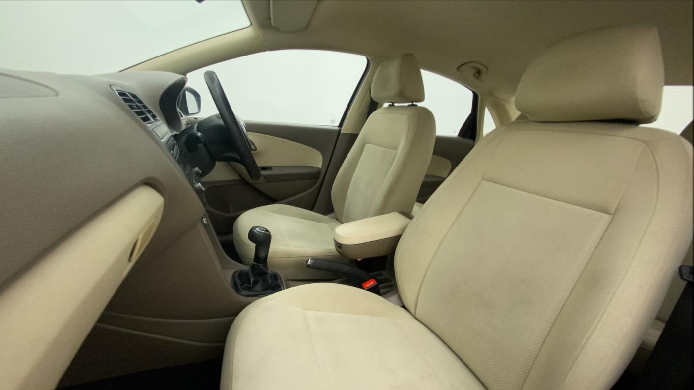 2012 Skoda Rapid ELEGANCE 1.6 MPI MT, Petrol, Manual, 86,695 km, Right Side Front Door Cabin