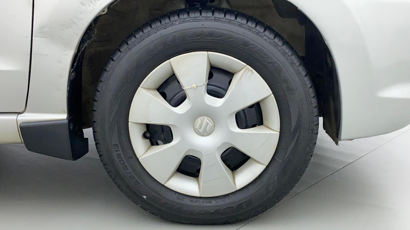 2010 Maruti A Star VXI, Petrol, Manual, 32,236 km, Right Front Wheel