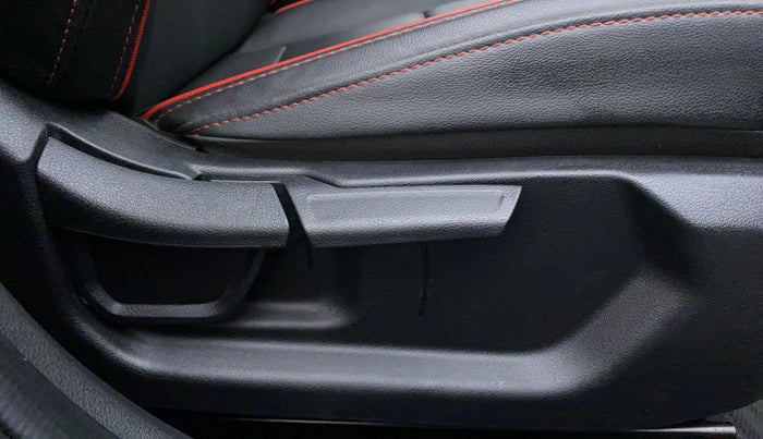 2022 Hyundai NEW I20 N LINE N8 1.0 TURBO GDI DCT DUAL TONE, Petrol, Automatic, 6,840 km, Driver Side Adjustment Panel