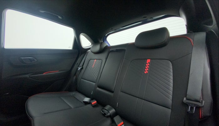 2022 Hyundai NEW I20 N LINE N8 1.0 TURBO GDI DCT DUAL TONE, Petrol, Automatic, 6,840 km, Right Side Rear Door Cabin