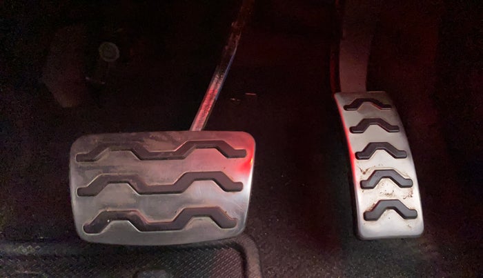 2022 Hyundai NEW I20 N LINE N8 1.0 TURBO GDI DCT DUAL TONE, Petrol, Automatic, 6,840 km, Pedals